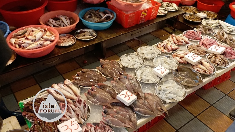 鴨脷洲街市 apleichau market(4).jpg