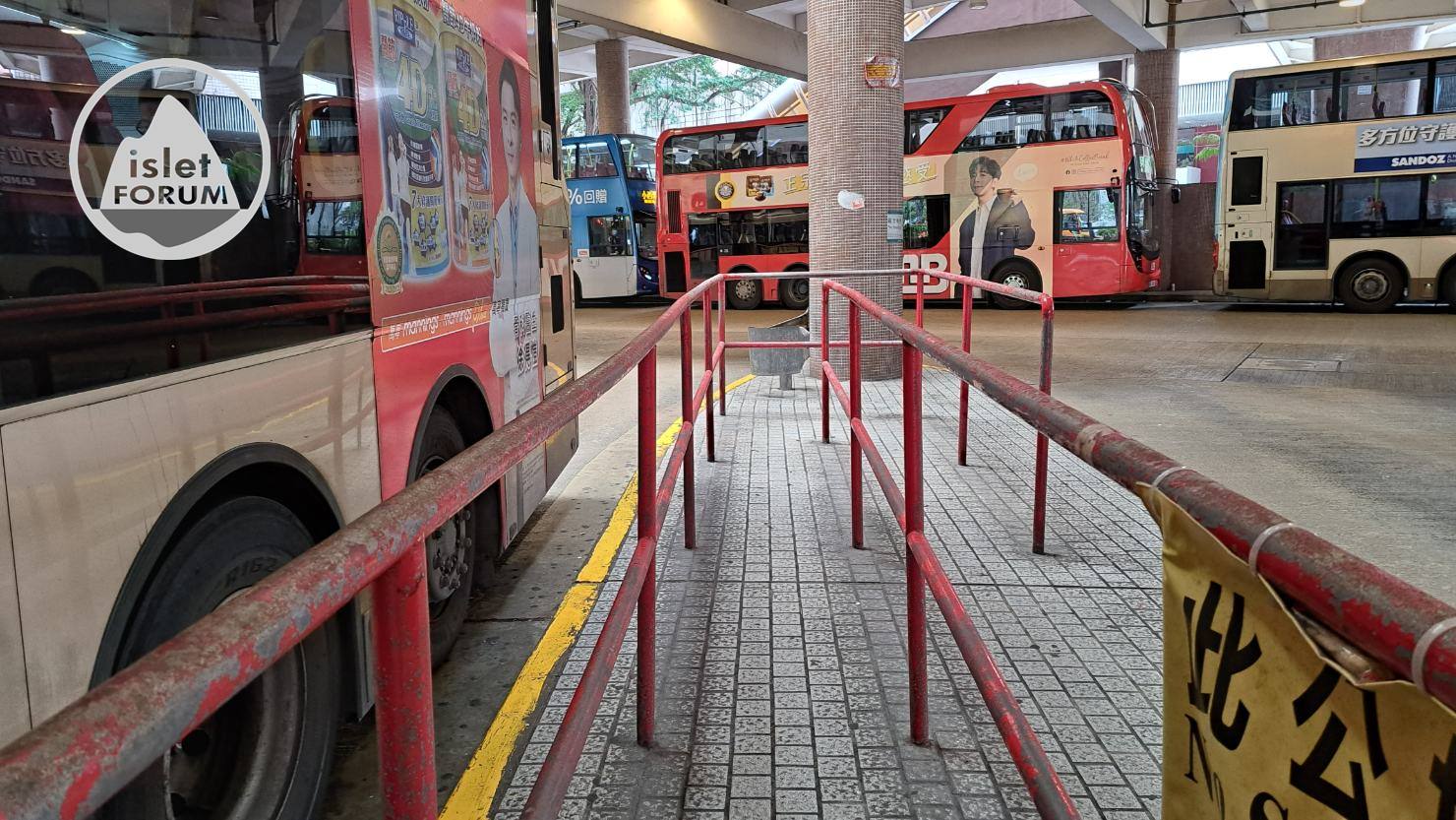 黃大仙巴士總站（Wong Tai Sin Bus Terminus） (2).jpg