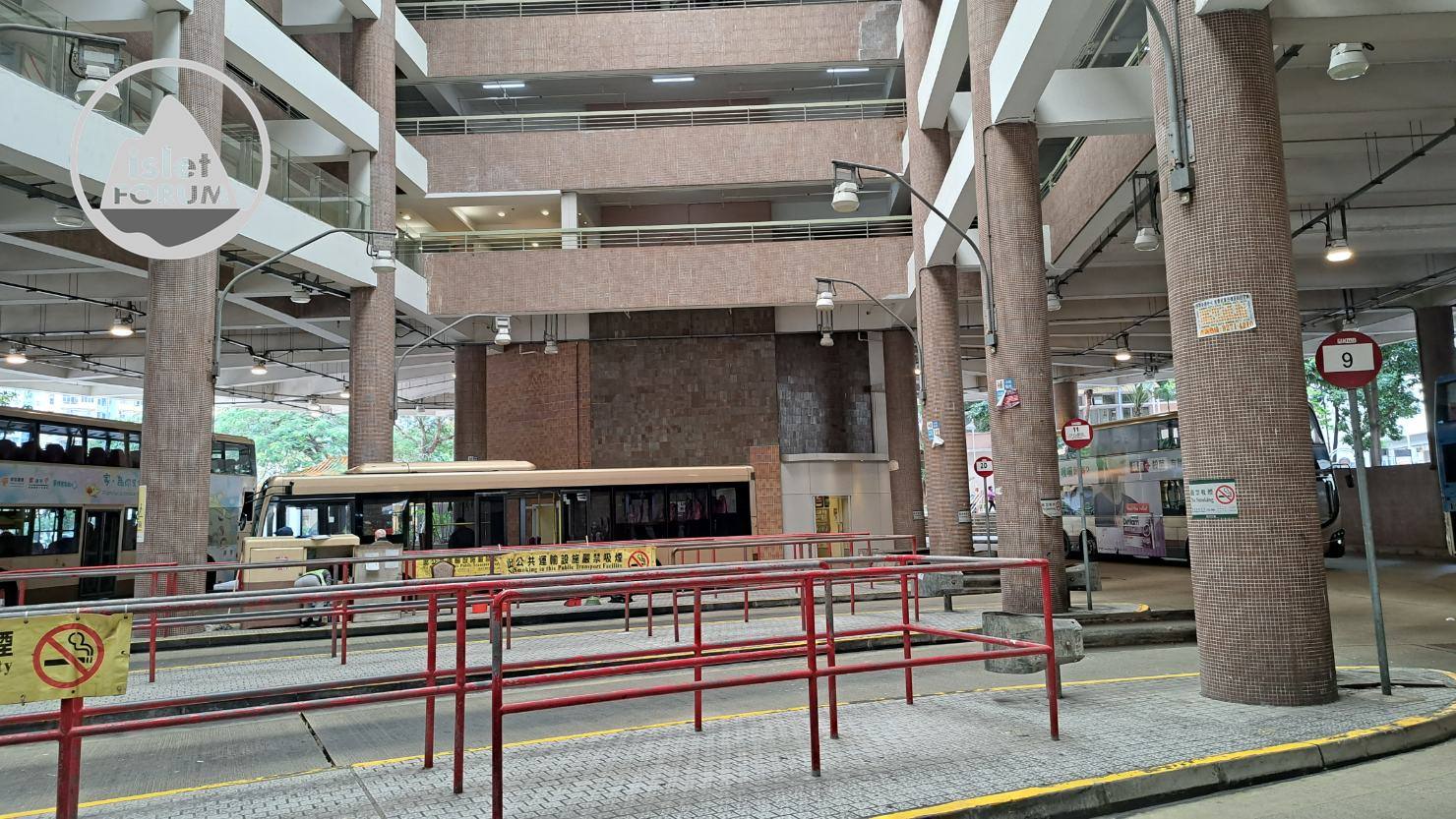 黃大仙巴士總站（Wong Tai Sin Bus Terminus） (3).jpg
